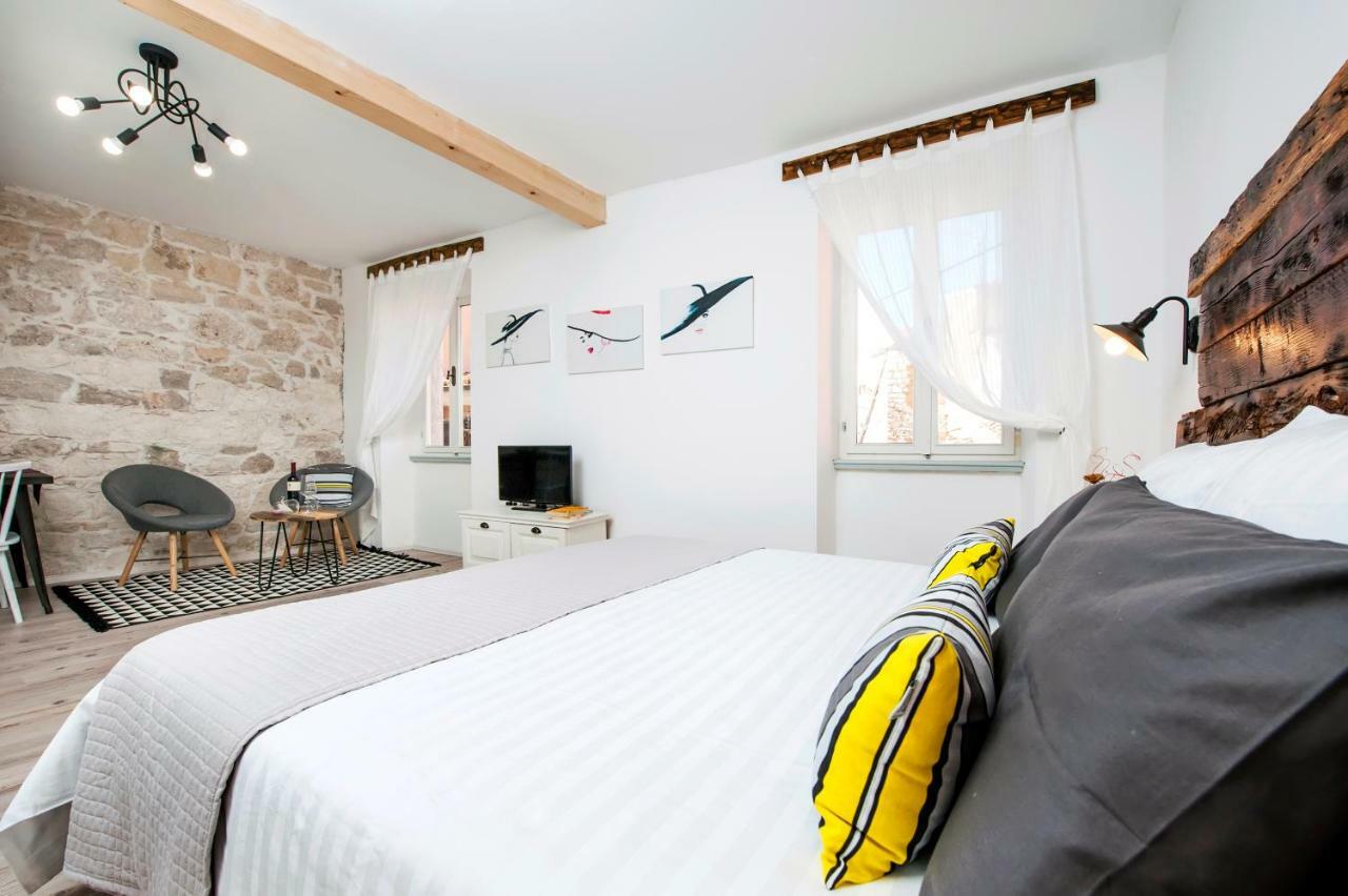 ロヴィニCasa Mulinoアパートメント エクステリア 写真