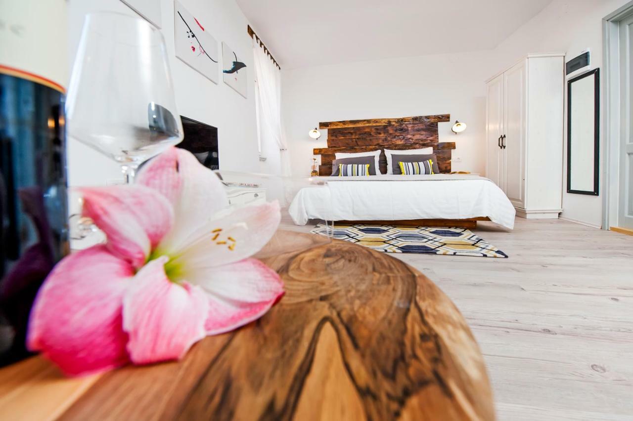 ロヴィニCasa Mulinoアパートメント エクステリア 写真