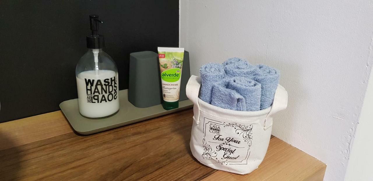 ロヴィニCasa Mulinoアパートメント エクステリア 写真